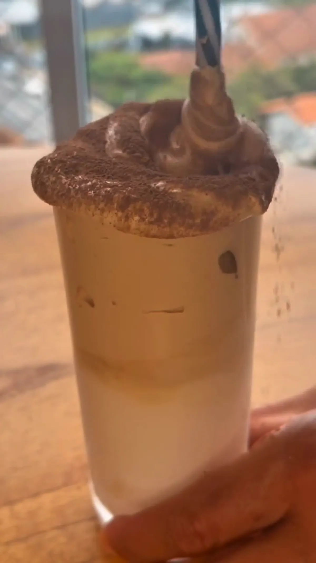 Creme Mágico: Uma Base que Vira Mousse e Café Gelado